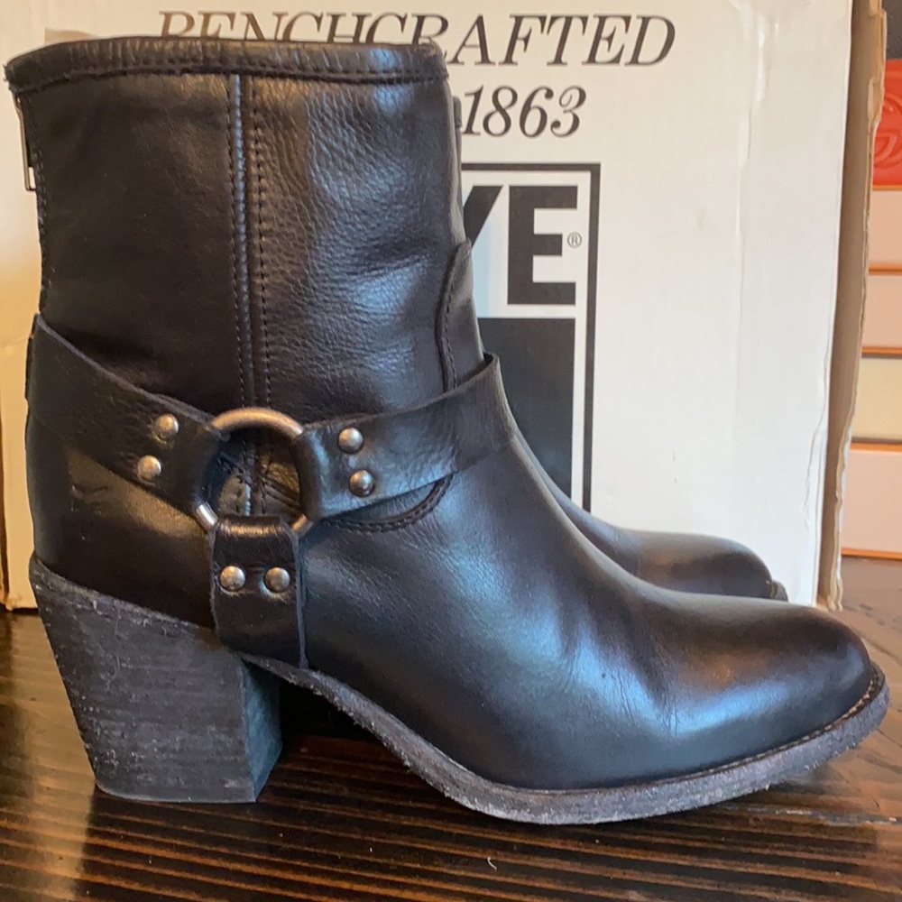 Frye Tabitha Harness Short in Black - Picture 3 of 17